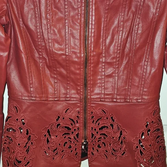 ๐ค๐คWhite House Black Market Burgundy Denim Coated Jacket - Size Small/0 - Picture 7 of 16